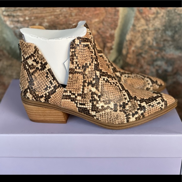 NEW  Madden Girl Zander Ankle Booties - Picture 12 of 13